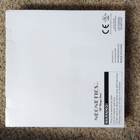 🕰️ NEW Neonetics FORD neon lighted clock - Picture 5 of 8